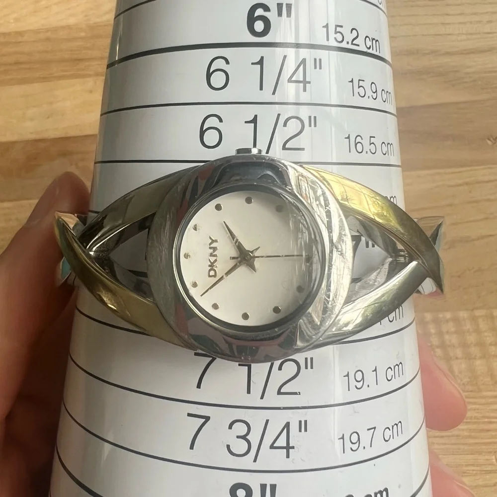 Dkny ladies two toned bracelet dress watch NEW BATTERY